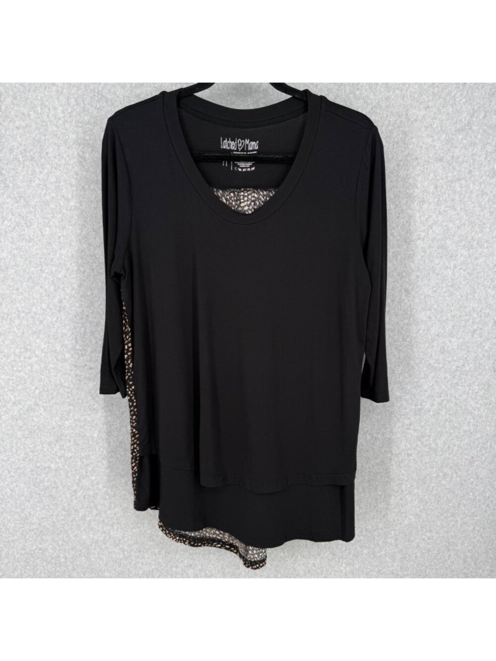 Latched Mama Womens Nursing Top Shirt Size M Black Animal Print Mixed Media